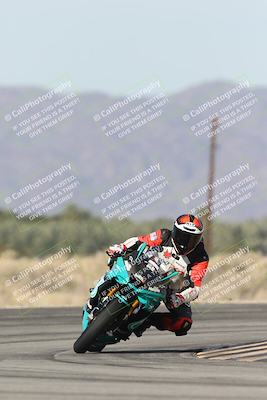 media/Nov-30-2025-TrackXperience (Sun) [[c0061d280f]]/3-Level 1/Session 3 (Turn 16)/